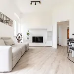 Spacious 3-bedroom - 10 Min To Center & 5 Min To Gaslini Hospital * Cenova