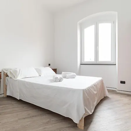 Spacious 3-bedroom - 10 Min To Center & 5 Min To Gaslini Hospital *