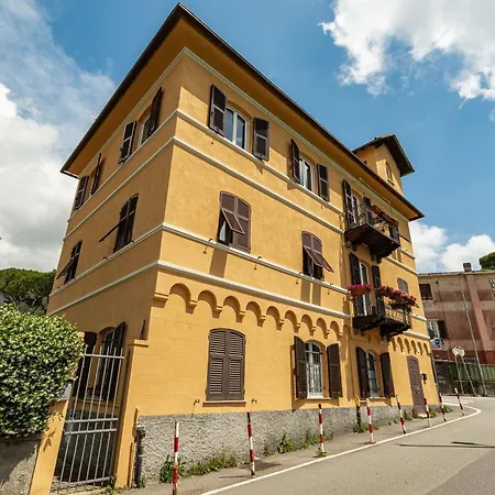 Spacious 3-bedroom - 10 Min To Center & 5 Min To Gaslini Hospital By Car *