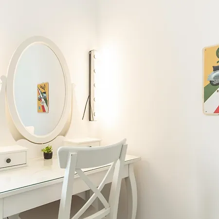Spacious 3-bedroom - 10 Min To Center & 5 Min To Gaslini Hospital * Genoa