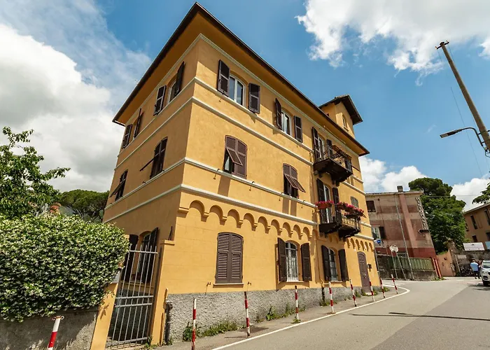 Spacious 3-bedroom - 10 Min To Center & 5 Min To Gaslini Hospital *