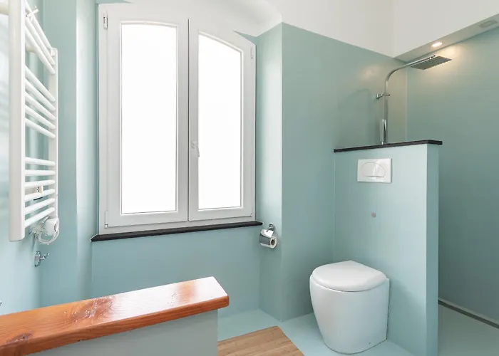 Spacious 3-bedroom - 10 Min To Center & 5 Min To Gaslini Hospital * Genua